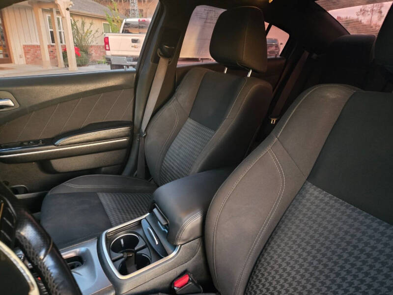 2019 Dodge Charger SXT