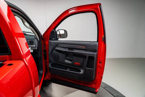 2004 Dodge Ram 1500 SRT-10