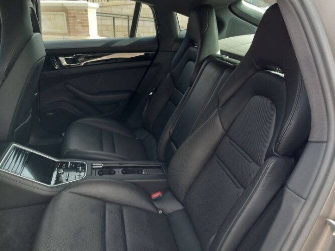 2018 Porsche Panamera