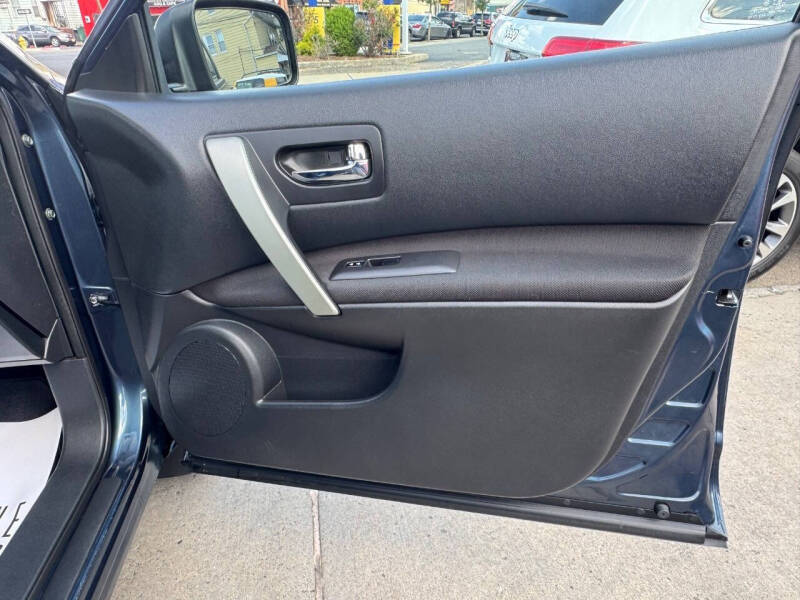 2013 Nissan Rogue SV