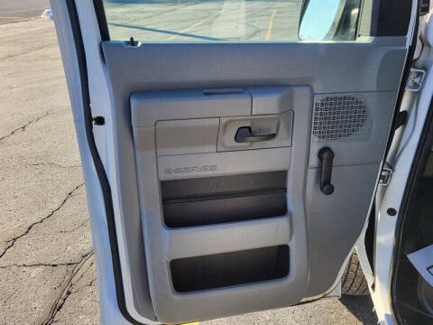 2011 Ford E-Series E-350 SD XL