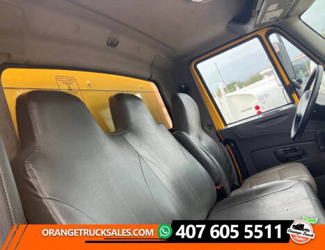 2018 International DuraStar 4300