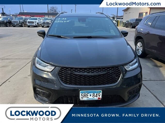 2021 Chrysler Pacifica Touring L