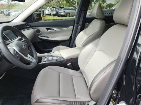 2025 Infiniti QX50 Luxe