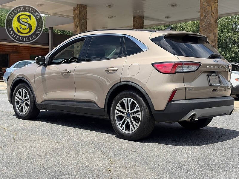 2021 Ford Escape SEL