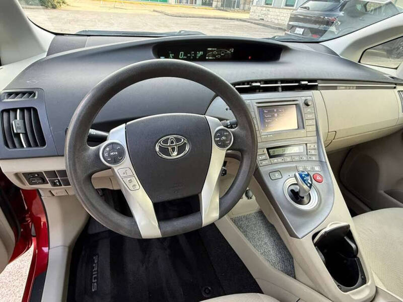 2013 Toyota Prius Two