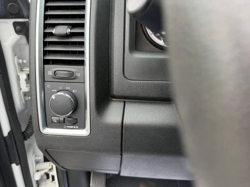 2024 RAM 1500 Classic