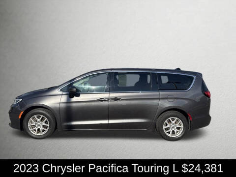 2023 Chrysler Pacifica Touring L