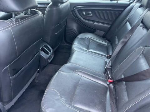 2010 Ford Taurus Limited