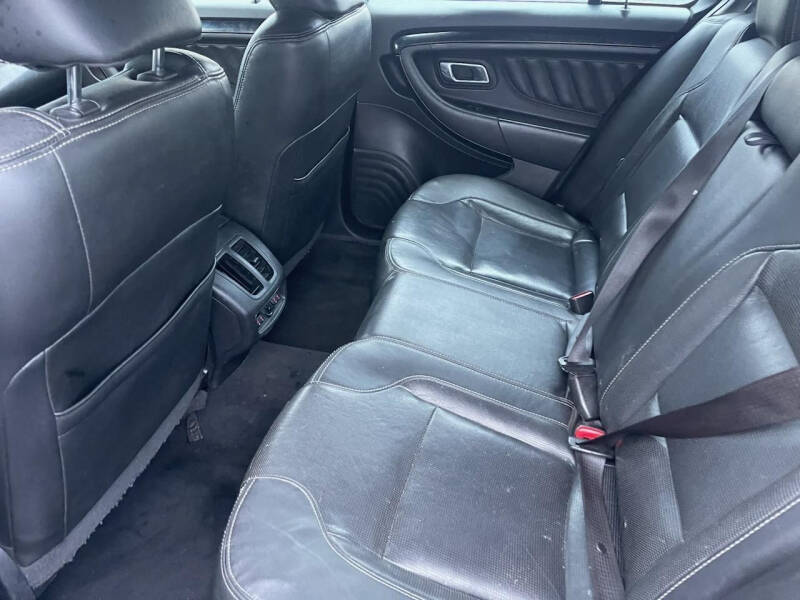 2010 Ford Taurus Limited