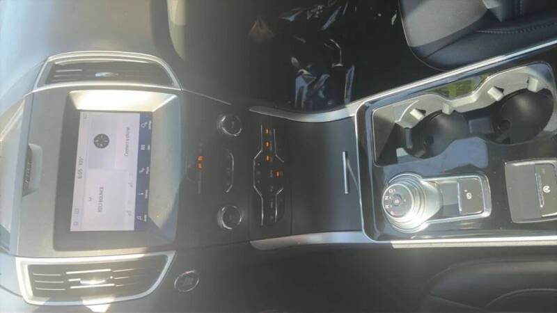2020 Ford Edge SEL