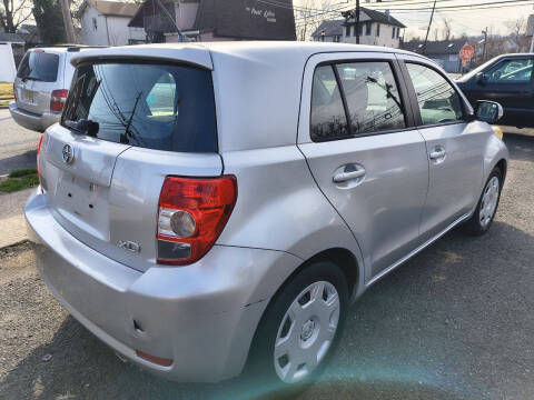 2010 Scion xD