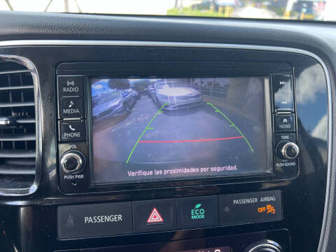 2018 Mitsubishi Outlander ES