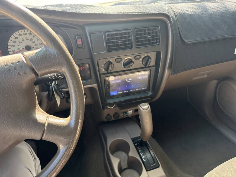 2003 Toyota Tacoma PreRunner V6