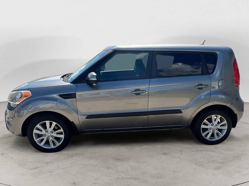 2013 Kia Soul +