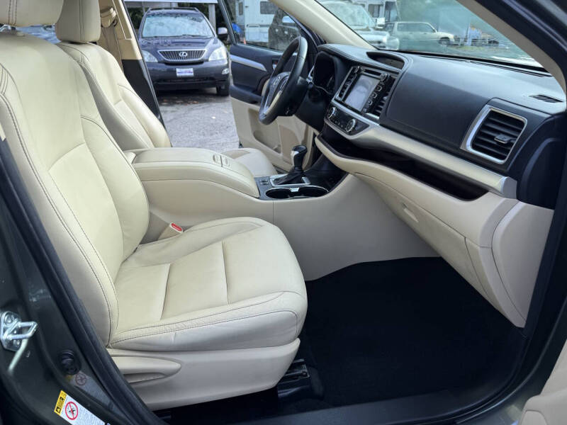 2014 Toyota Highlander XLE