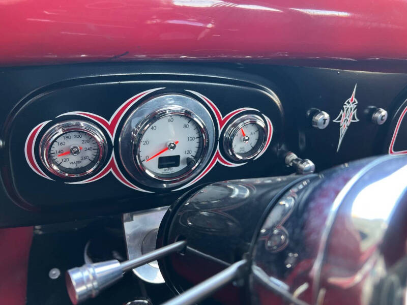 1936 Ford Model 48