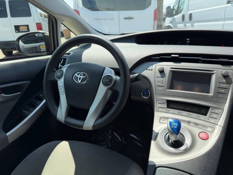 2013 Toyota Prius Two