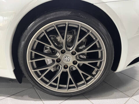 2019 Porsche 911 Carrera