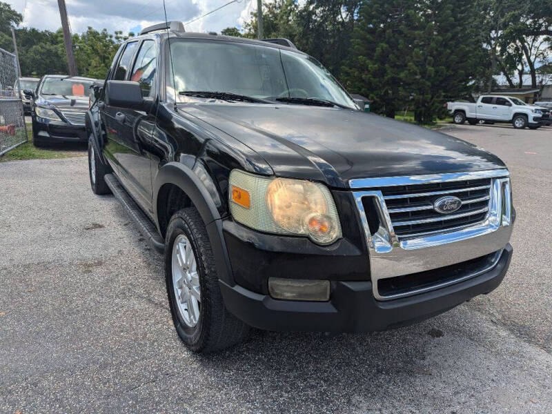 2010 Ford Explorer Sport Trac XLT photo 8