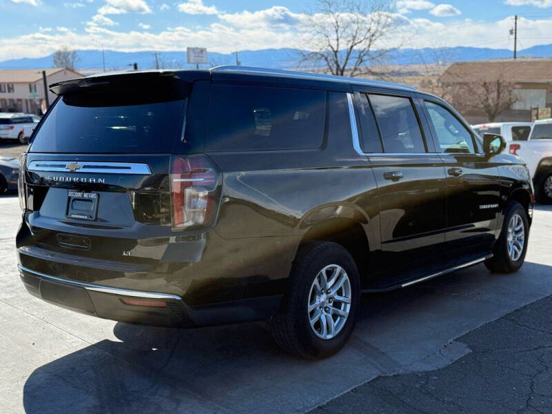 2021 Chevrolet Suburban LT