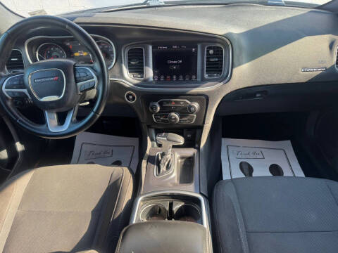 2017 Dodge Charger SXT