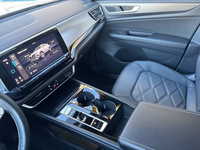 2024 Volkswagen Atlas Cross Sport SE