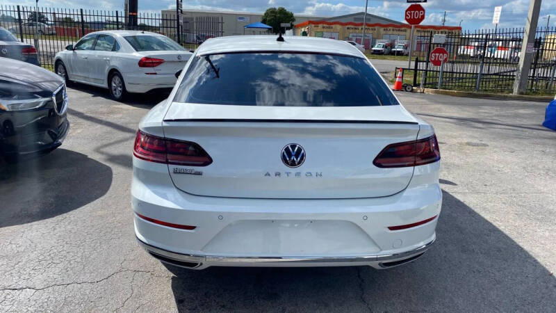 2022 Volkswagen Arteon SE R-Line