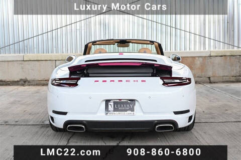 2017 Porsche 911 Carrera