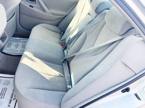 2009 Toyota Camry LE