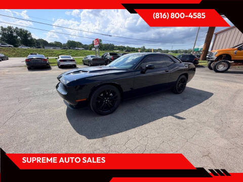 2017 Dodge Challenger SXT Plus