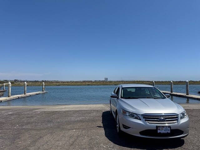 2011 Ford Taurus Limited