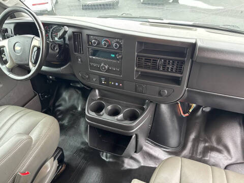 2019 Chevrolet Express 2500