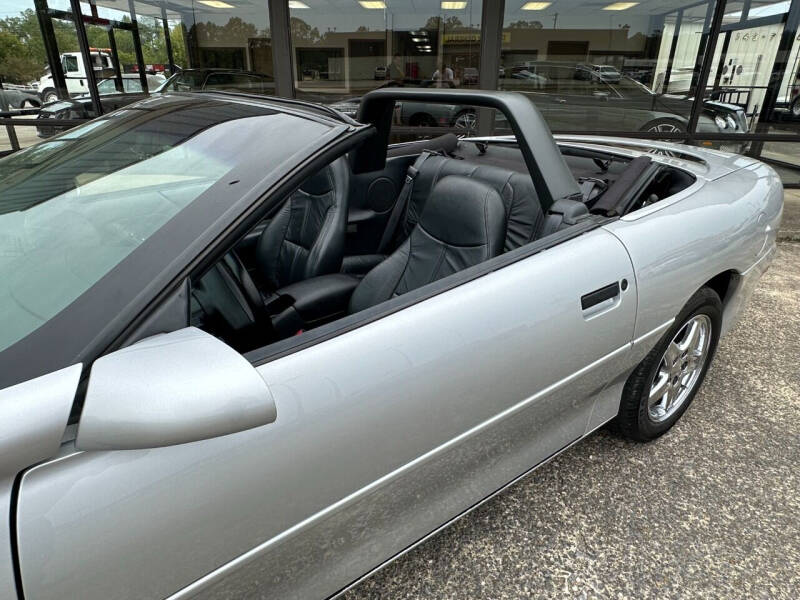 1996 Chevrolet Camaro null photo 16