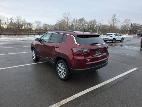 2022 Jeep Compass Latitude Lux