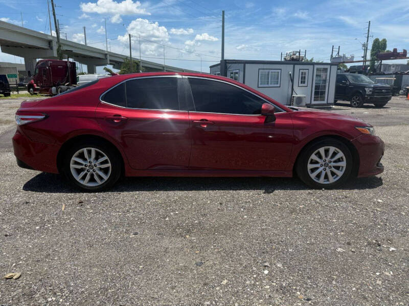 2019 Toyota Camry LE