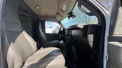 2020 Chevrolet Express 2500