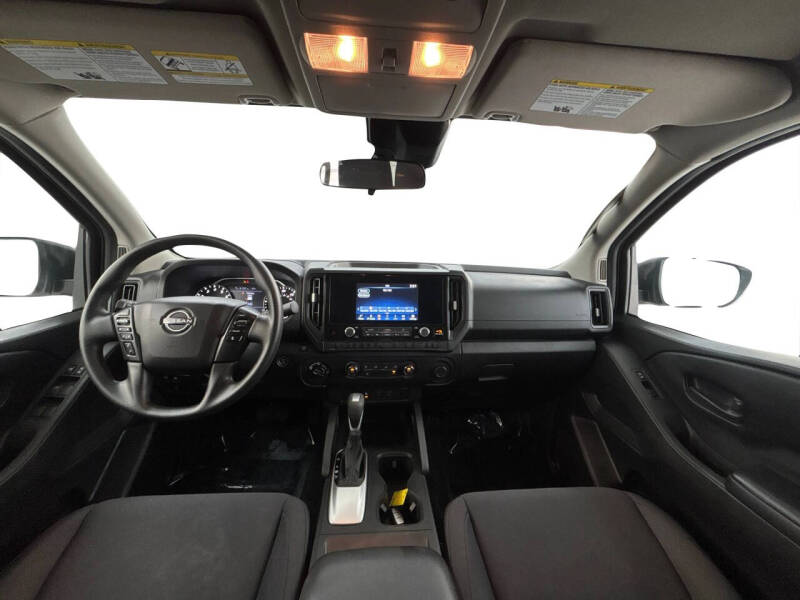 2025 Nissan Frontier