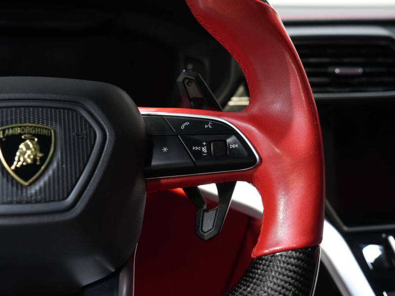 2019 Lamborghini Urus