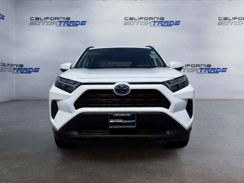 2023 Toyota RAV4 Hybrid LE