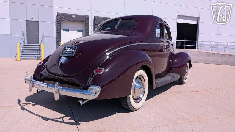 1940 Ford Deluxe