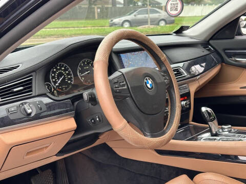 2010 BMW 7 Series 750Li xDrive