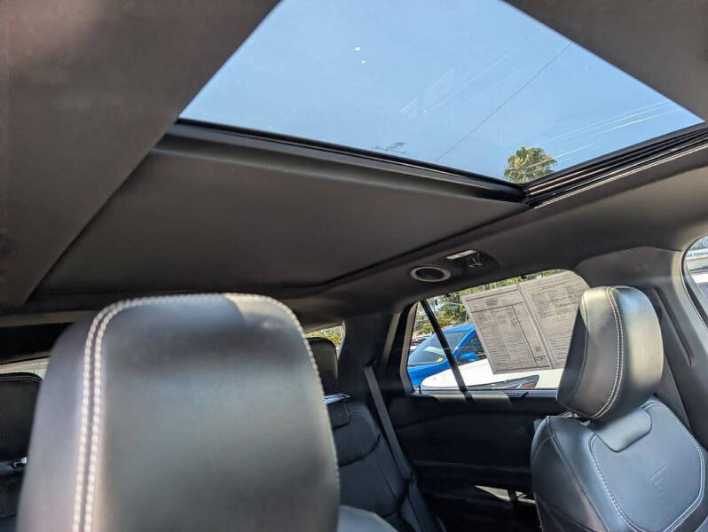 2022 Ford Explorer ST