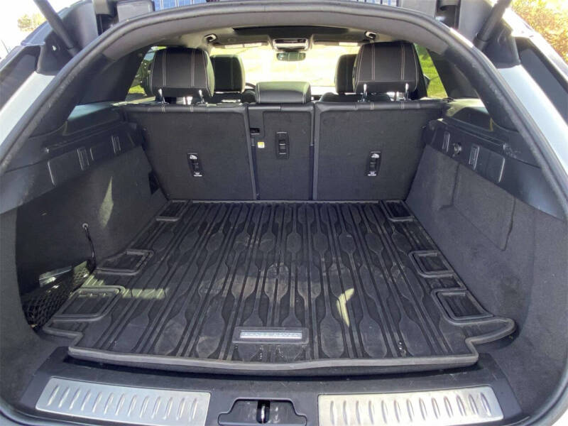 2021 Land Rover Range Rover Velar P250 R-Dynamic S