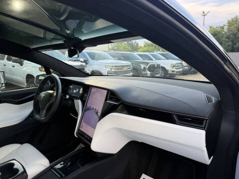 2019 Tesla Model X Long Range