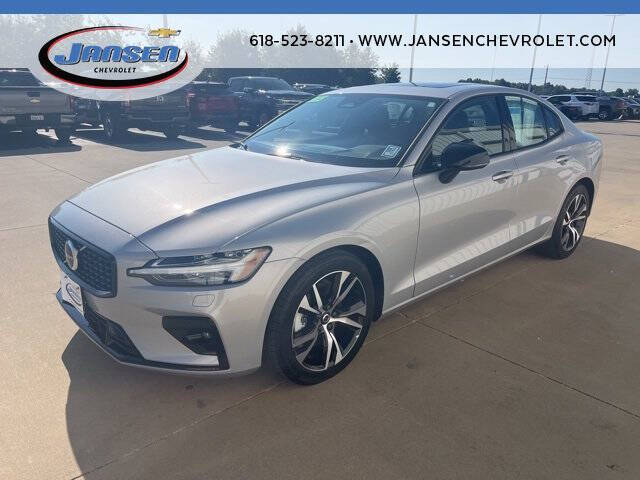 2025 Volvo S60 B5 Core