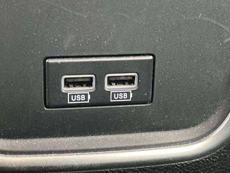 2016 Chrysler 300 Limited