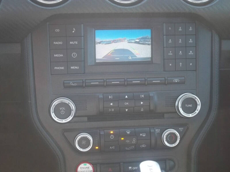 2017 Ford Mustang V6