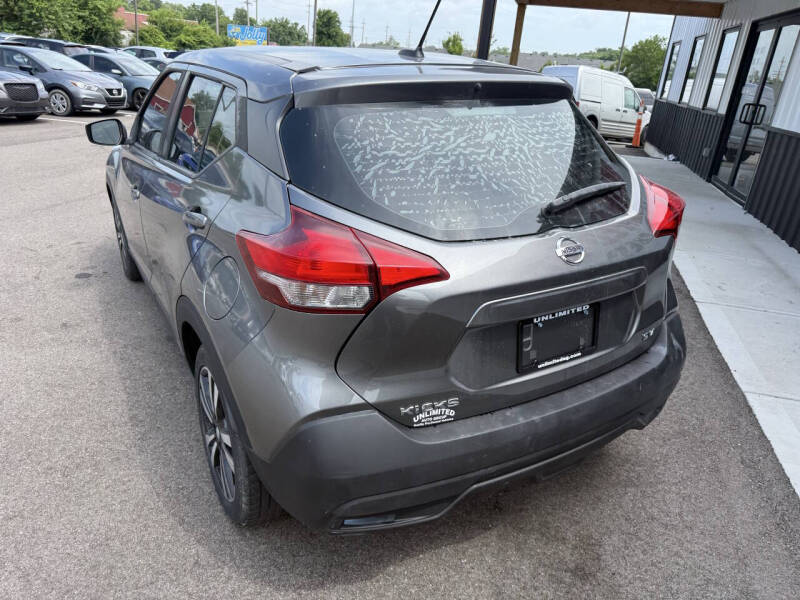 2019 Nissan Kicks S