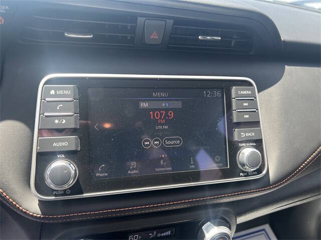 2020 Nissan Kicks SR